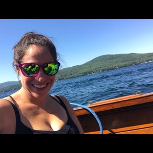 Meet your Posher, Julie